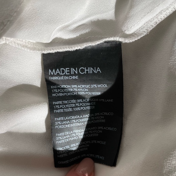 Club Monaco sweater - Picture 6 of 7